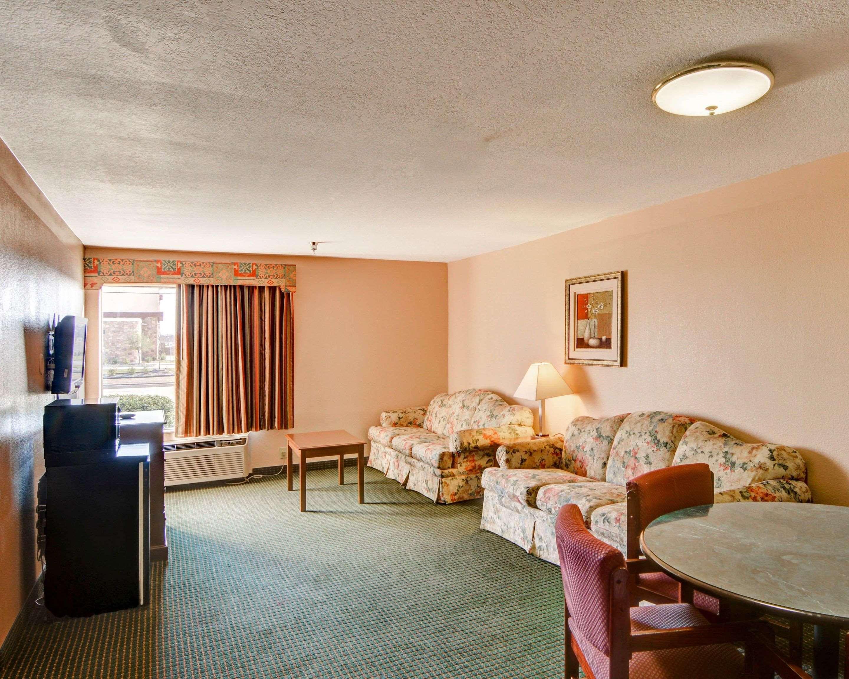 Quality Inn Forest Hill - Fort Worth South Exteriér fotografie